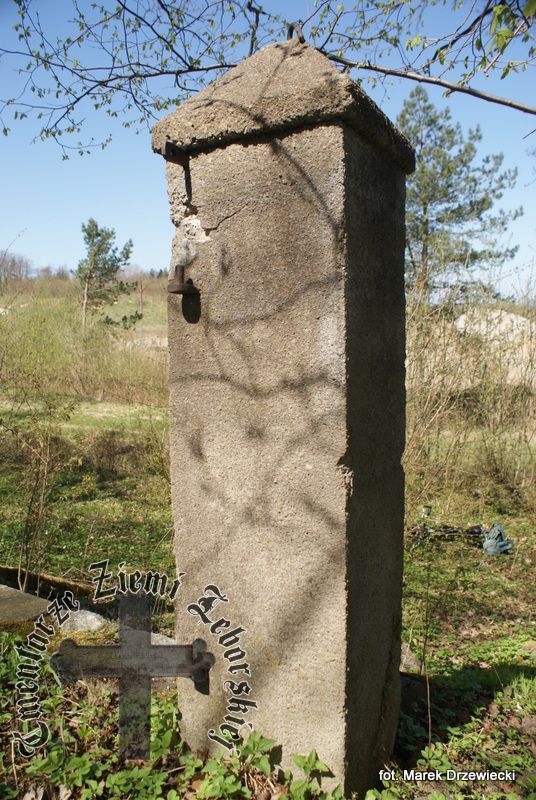 Kębłowo — cmentarz (ewangelickie)