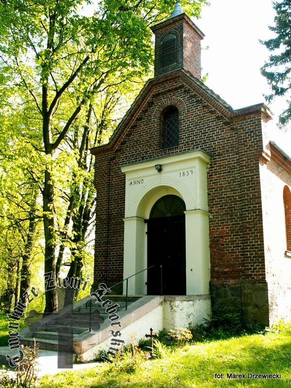 Małoszyce — cmentarz (ewangelickie)